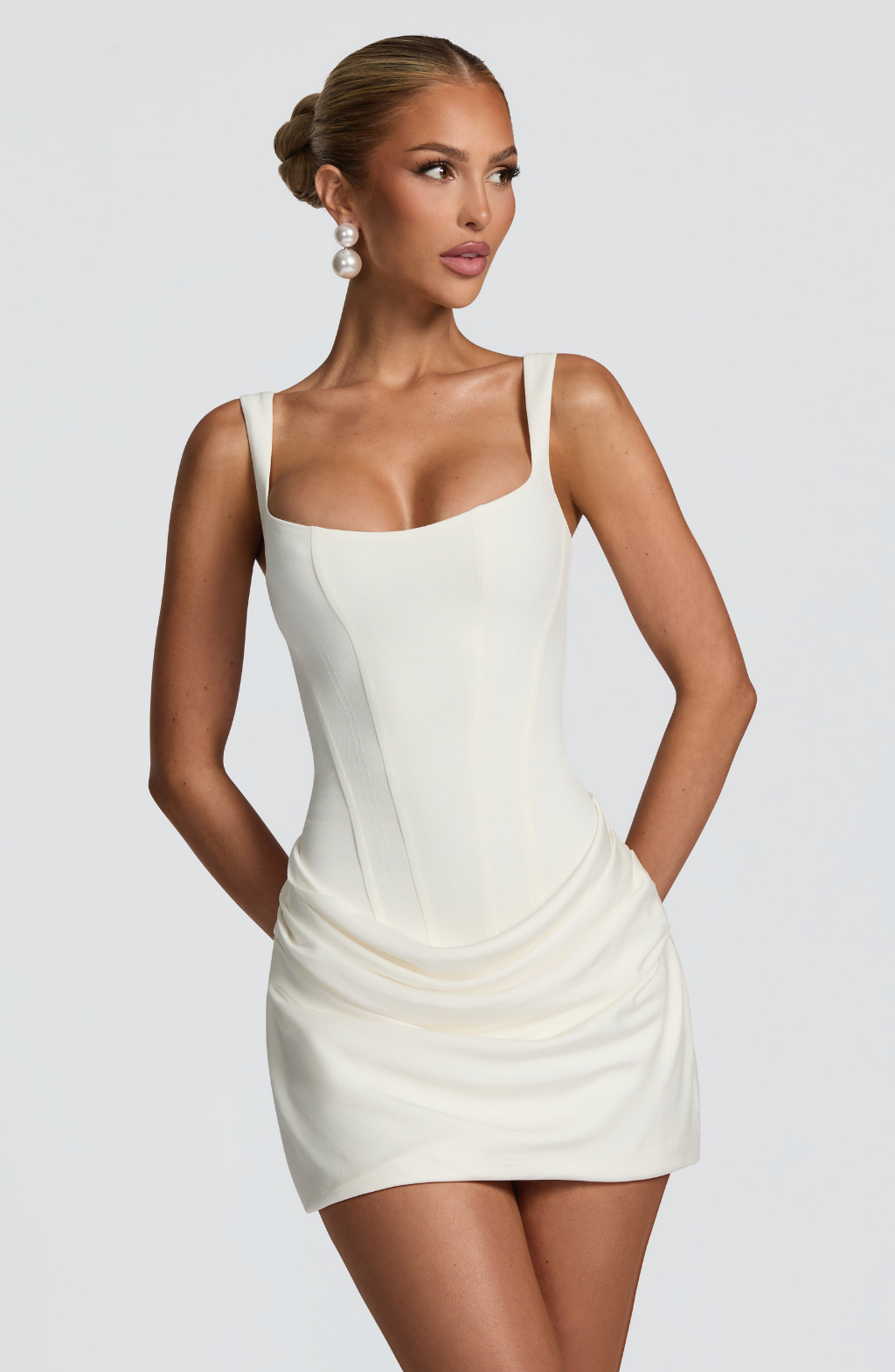 White / XL